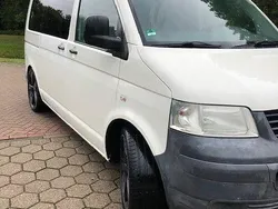 Weiß Gebraucht 2009 VW T5 Van | 9.900 € (Teuer)