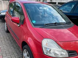 Rot Gebraucht 2010 Renault Modus Van / Kleinbus | 2.950 €