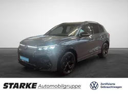 Weiß (pure white) Gebraucht 2024 VW Tiguan R-line SUV | 42.880 € (Etwas zu teuer)