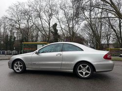 Silber Gebraucht 2003 Mercedes CLK270 Avantgarde Coupé | 2.900 € (Superpreis)