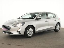 Polar silber Gebraucht 2020 Ford Focus Cool & Connect Limousine | 13.775 € (Superpreis)