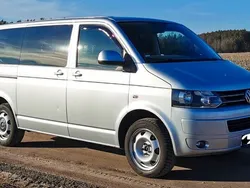 Grau Gebraucht 2015 VW T5 Comfortline Van | 15.900 €
