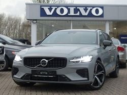 Grau Gebraucht 2024 Volvo V60 Plus Kombi | 40.900 € (Guter Preis)
