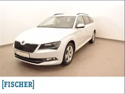 Moonweiss metallic Gebraucht 2018 Skoda Superb Ambition Kombi | 18.770 € (Guter Preis)