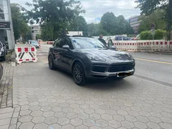 Grau Gebraucht 2018 Porsche Cayenne S SUV | 58.000 € (Fairer Preis)