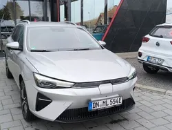 Medal silver Gebraucht 2022 MG MG5 EV Luxury Kombi | 22.000 € (Fairer Preis)