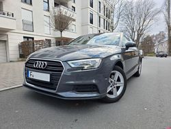Grau Gebraucht 2018 Audi A3 Design Limousine | 12.450 € (Fairer Preis)
