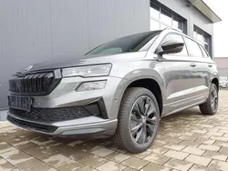 Stahlgrau Neu 2025 Skoda Karoq SportLine SUV | 38.390 € (Guter Preis)