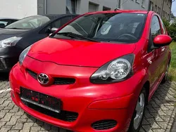 Rot Gebraucht 2009 Toyota Aygo City Kleinwagen | 1.950 € (Guter Preis)