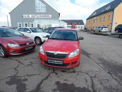 Rot Gebraucht 2012 Skoda Fabia Cool Edition Kleinwagen | 3.000 € (Guter Preis)