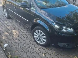 Schwarz Gebraucht 2012 VW Touran Van / Kleinbus | 11.500 €