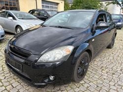 Schwarz Gebraucht 2009 Kia Ceed EX Limousine | 1.500 € (Superpreis)