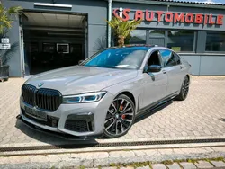 Grau Gebraucht 2020 BMW 740L Performance Limousine | 43.900 € (Guter Preis)