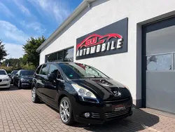 Noir perla nera Gebraucht 2013 Peugeot 5008 Business-Line Van / Kleinbus | 3.800 € (Guter Preis)