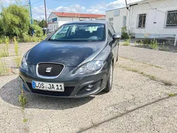 Grau Gebraucht 2011 Seat Leon Limousine | 5.300 € (Fairer Preis)