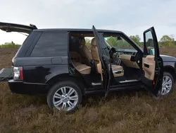 Schwarz Gebraucht 2011 Land Rover Range Rover Vogue SUV | 33.900 €