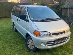 Silber Gebraucht 1996 Mitsubishi Space Gear Van / Kleinbus | 2.800 €