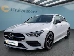 Weiß Gebraucht 2021 Mercedes CLA180 Limousine | 25.749 € (Fairer Preis)