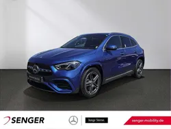 Blau Gebraucht 2024 Mercedes GLA200 AMG line SUV | 41.480 € (Fairer Preis)