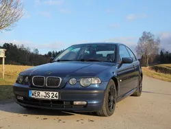Blau Gebraucht 2004 BMW 318 Compact Lifestyle Kleinwagen | 2.800 € (Etwas zu teuer)