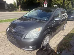 Grau Gebraucht 2008 Toyota Corolla Verso Sol Van / Kleinbus | 3.450 € (Fairer Preis)