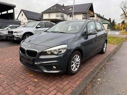 Atlantikgrau Gebraucht 2015 BMW 216 Active Tourer Basis Van / Kleinbus | 5.250 € (Teuer)