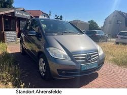Grau Gebraucht 2010 Mercedes A160 Kleinwagen | 6.990 € (Fairer Preis)