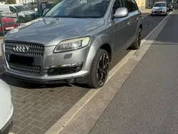 Grau Gebraucht 2007 Audi Q7 SUV | 3.690 € (Guter Preis)