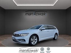 Weiss Gebraucht 2022 VW Passat Kombi | 24.749 € (Guter Preis)