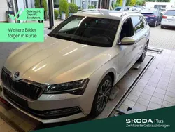 Brilliantsilber metallic Gebraucht 2022 Skoda Superb LAURIN & KLEMENT Kombi | 28.930 € (Guter Preis)