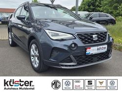 Grau Gebraucht 2022 Seat Arona FR SUV | 22.790 € (Teuer)