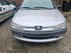 Silber Gebraucht 1998 Peugeot 306 Kombi | 1.499 €