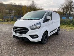 Frostweiß weiß Gebraucht 2023 Ford Transit Custom Trend Van / Kleinbus | 38.663 € (Etwas zu teuer)