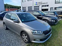 Grau Gebraucht 2018 Skoda Fabia Limousine | 13.600 € (Fairer Preis)