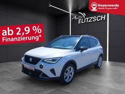 "nevada" weiss Gebraucht 2023 Seat Arona FR-Line SUV | 17.390 € (Fairer Preis)