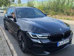 Blau Gebraucht 2021 BMW 540 Performance Kombi | 32.600 € (Teuer)