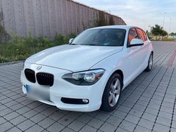 Weiß Gebraucht 2012 BMW 125 Kleinwagen | 7.000 € (Fairer Preis)