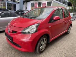 Rot Gebraucht 2006 Toyota Aygo City Kleinwagen | 2.500 € (Fairer Preis)
