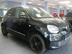 Schwarz Gebraucht 2023 Renault Twingo Urban Night Kleinwagen | 14.480 € (Fairer Preis)