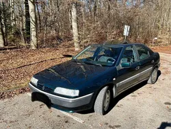 Grün Gebraucht 1998 Citroën Xantia Limousine | 600 €