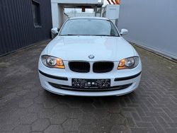 Weiß Gebraucht 2010 BMW 116 Kleinwagen | 3.350 € (Fairer Preis)