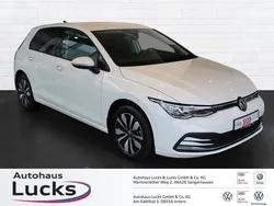 Weiß Gebraucht 2024 VW Golf VIII Move Kleinwagen | 26.280 € (Fairer Preis)