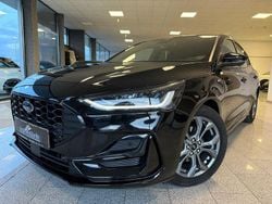 Agate black (metallic) Gebraucht 2023 Ford Focus ST-Line Limousine | 21.699 € (Fairer Preis)