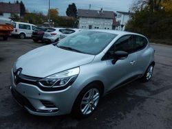 Silber Gebraucht 2019 Renault Clio IV Limousine | 10.999 € (Etwas zu teuer)