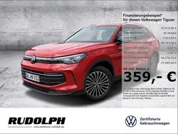 Rot Gebraucht 2025 VW Tiguan Goal SUV | 43.970 € (Guter Preis)