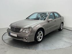 Silber Gebraucht 2005 Mercedes C280 Avantgarde Limousine | 8.900 €