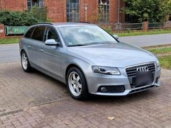 Silber Gebraucht 2010 Audi A4 Kombi | 5.999 € (Fairer Preis)