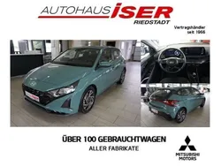 Grün Gebraucht 2024 Hyundai i20 Trend Limousine | 17.190 € (Fairer Preis)