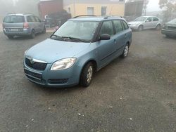Blau Gebraucht 2009 Skoda Fabia Classic Kleinwagen | 1.000 € (Superpreis)