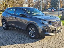 Gris platinium Gebraucht 2023 Peugeot 2008 Active SUV | 16.940 € (Superpreis)